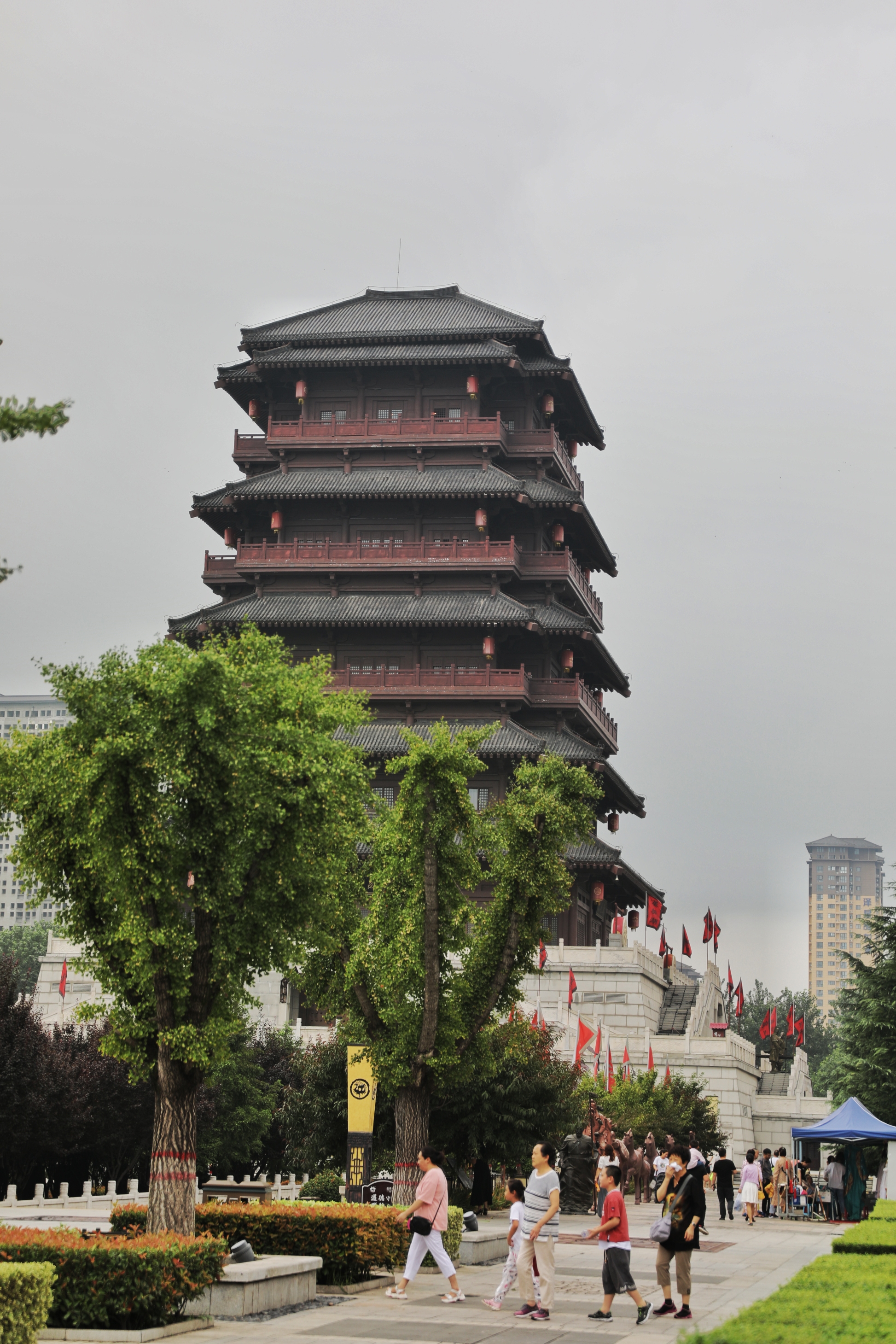 2020年8月陕西游相机照片之六:陕西博物馆和汉城湖风景区.