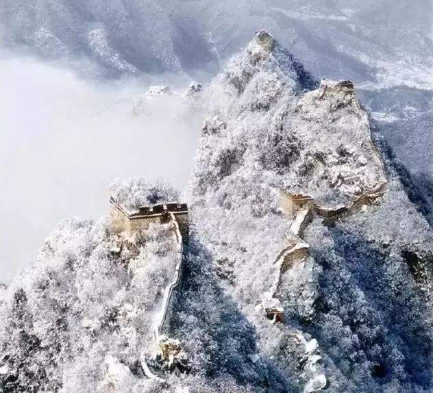 北国风光, 千里冰封,万里雪飘.