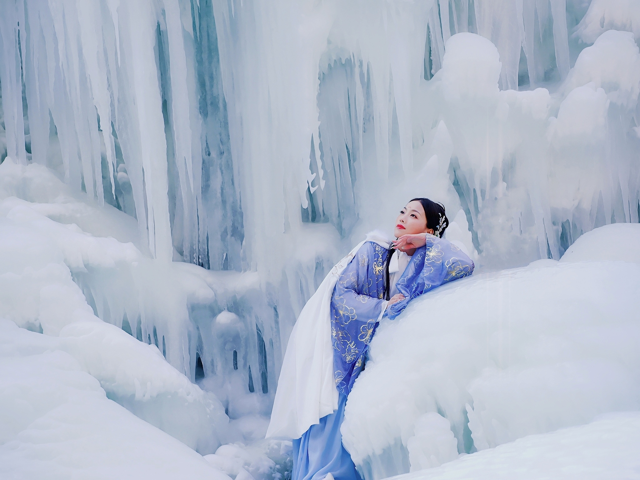 [首发]冰雪侠女赋