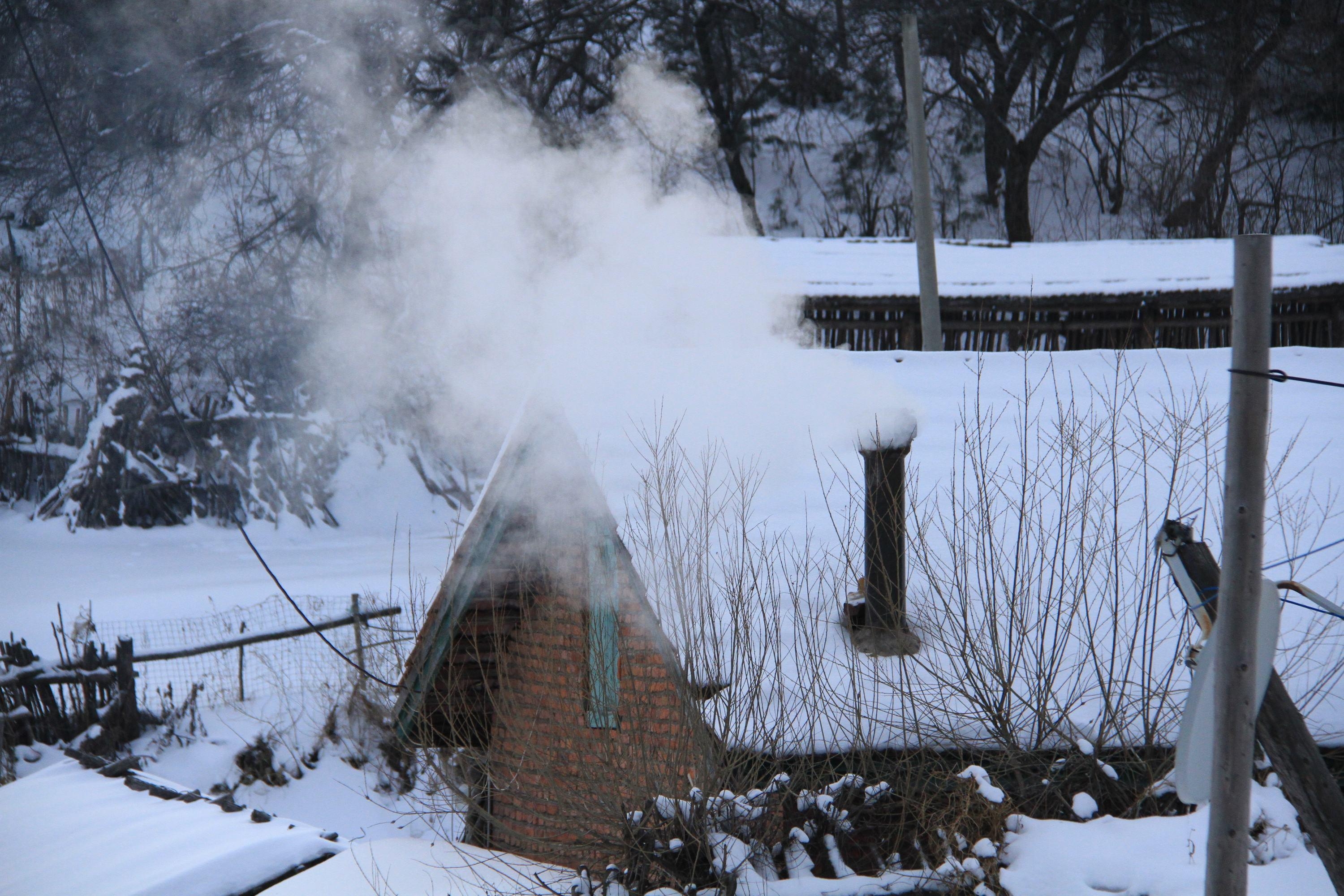 松岭雪村