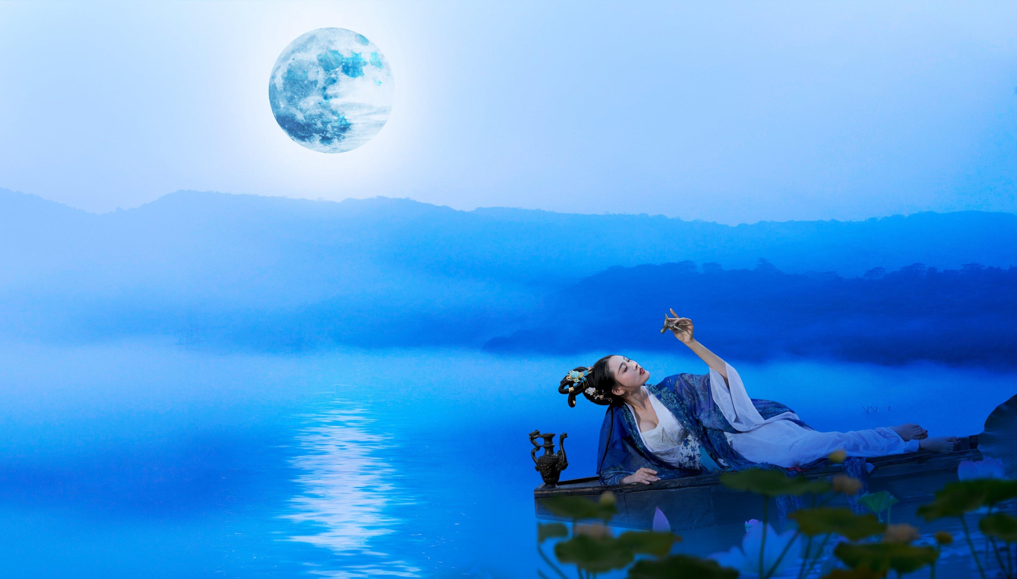 【首发】思乡月