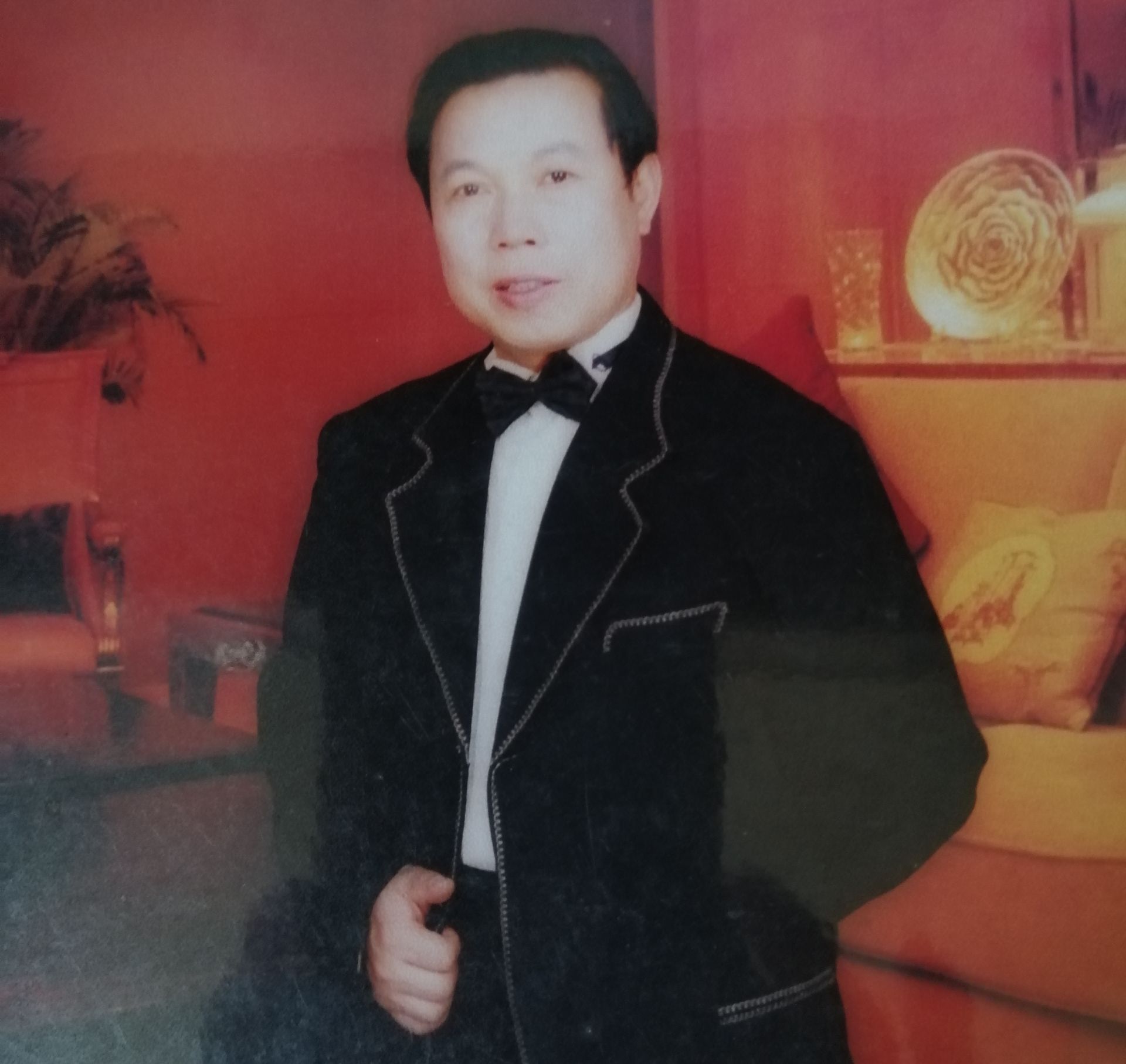 秋日的月光王利东朗诵:林宏