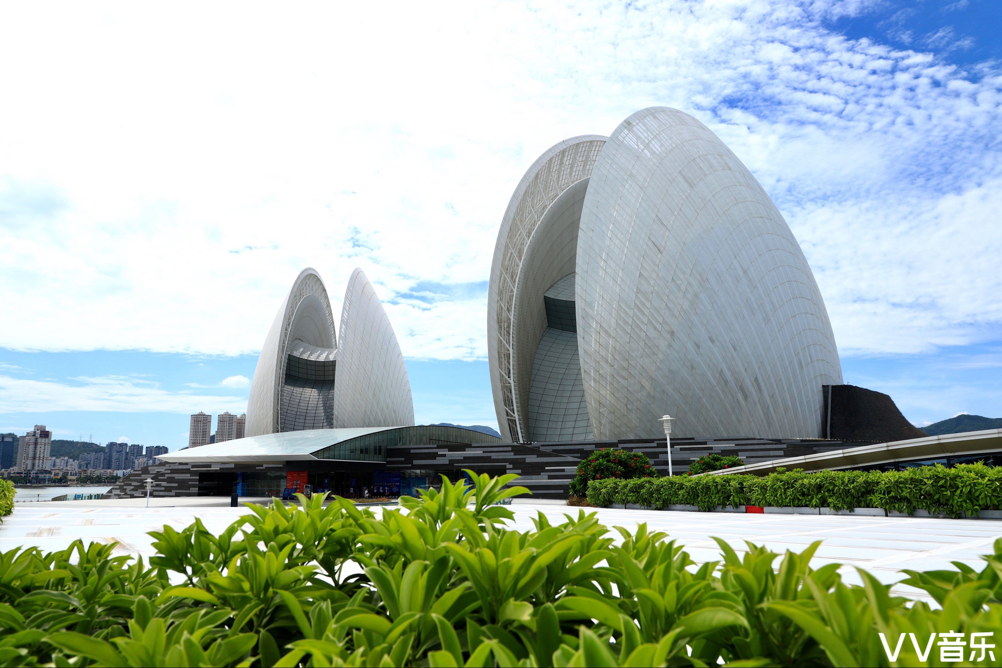 珠海的地标建筑——日月贝