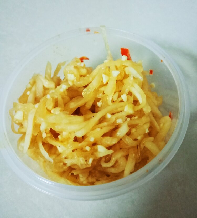 腌制白萝卜丝