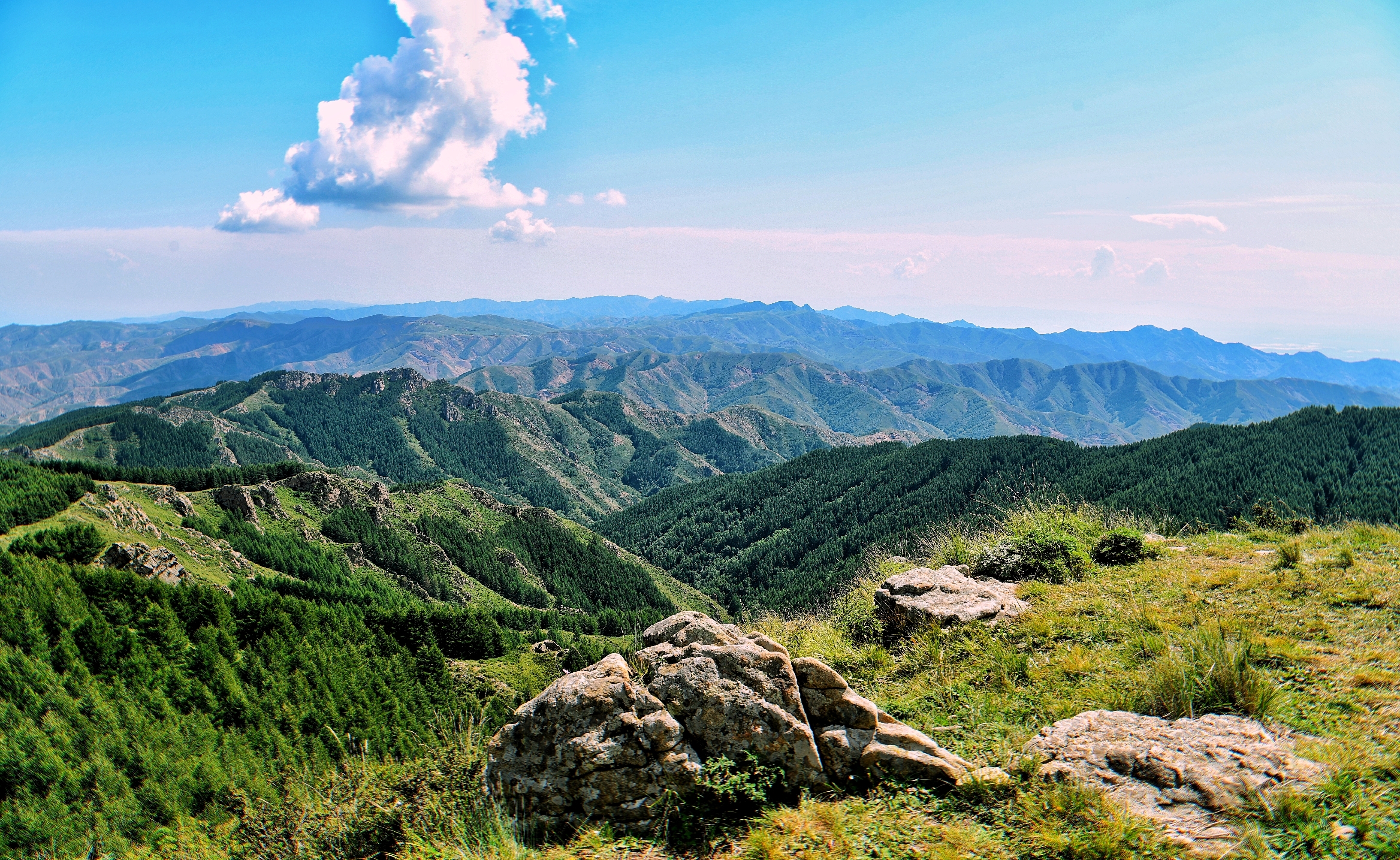 乌兰察布苏木山风光