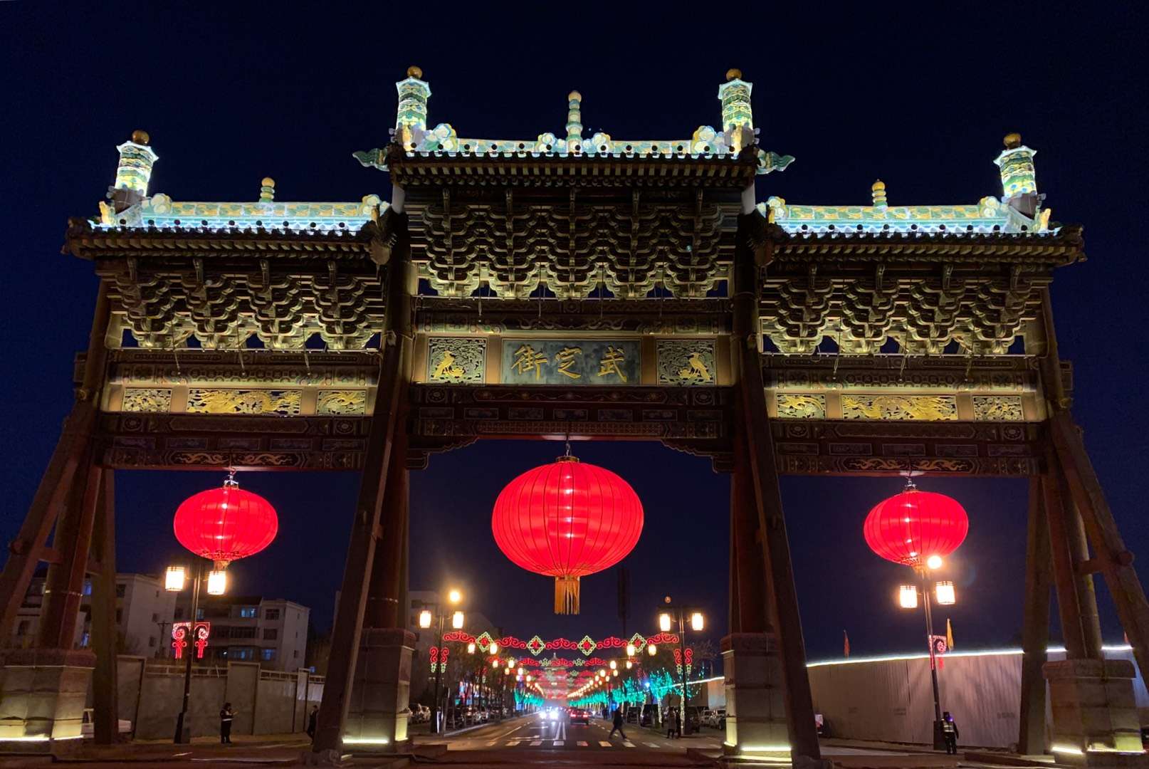 凤凰古城【首发】