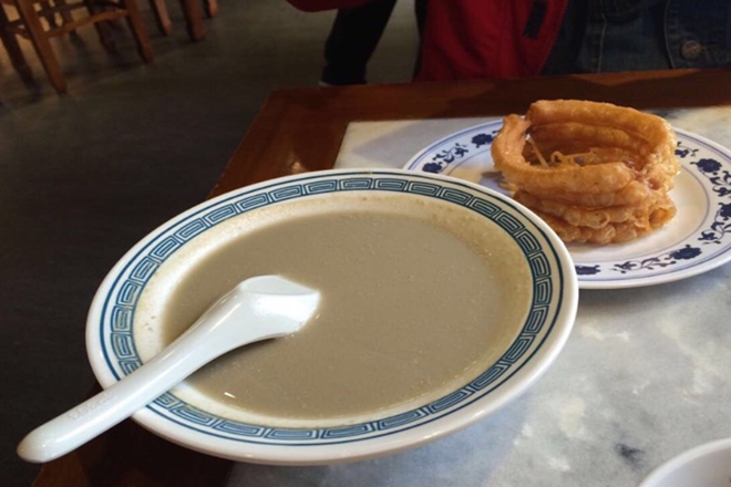 【朗诵】豆汁儿 作者 文军 朗诵 安心