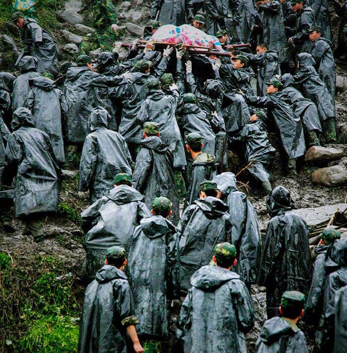 今天又想起汶川2008年的5月12日汶川发生了大地震