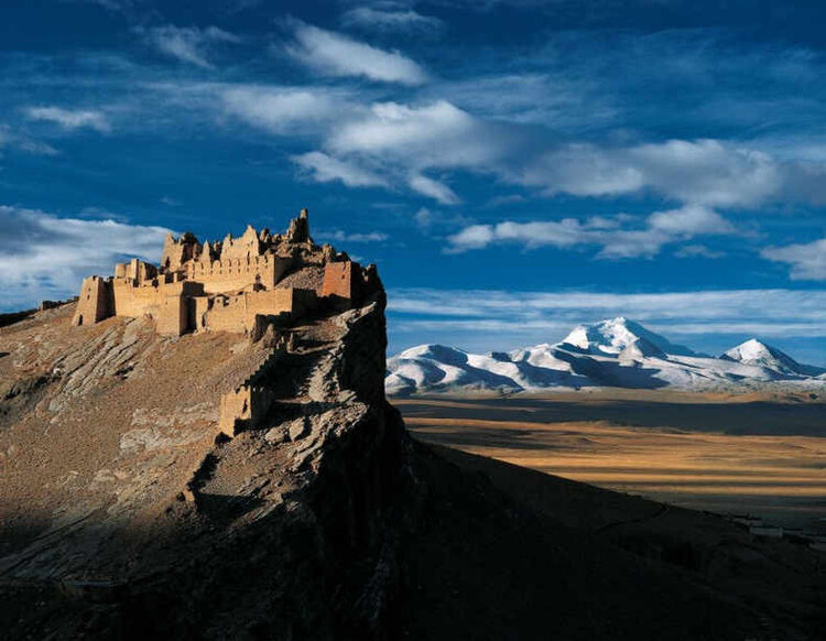 中华汉俳学会课外同题古楼兰