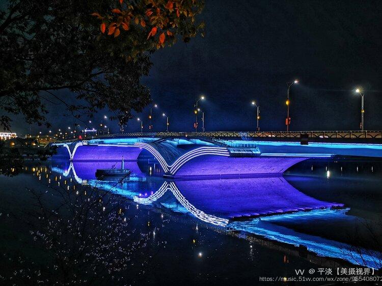 网红桥等夜景极具魅力,这里展示的仅仅是衢城一角主要是书院大桥的