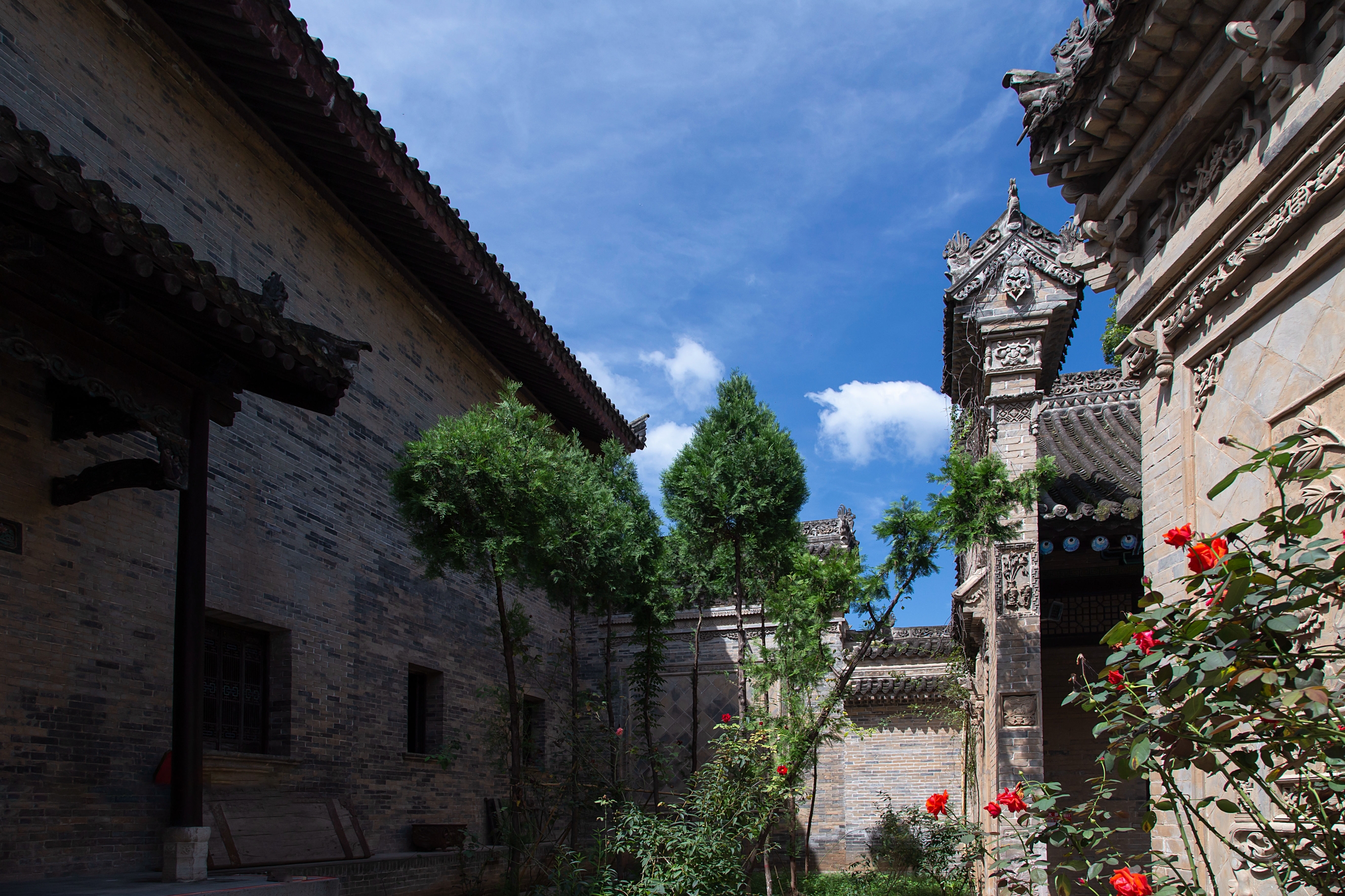 特别是古宅建筑令人惊憾.