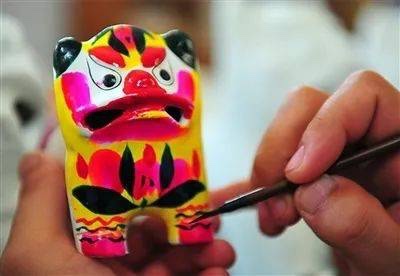 聂家庄泥塑作为山东省高密市聂家庄生产的泥玩具,相传始于明代隆庆