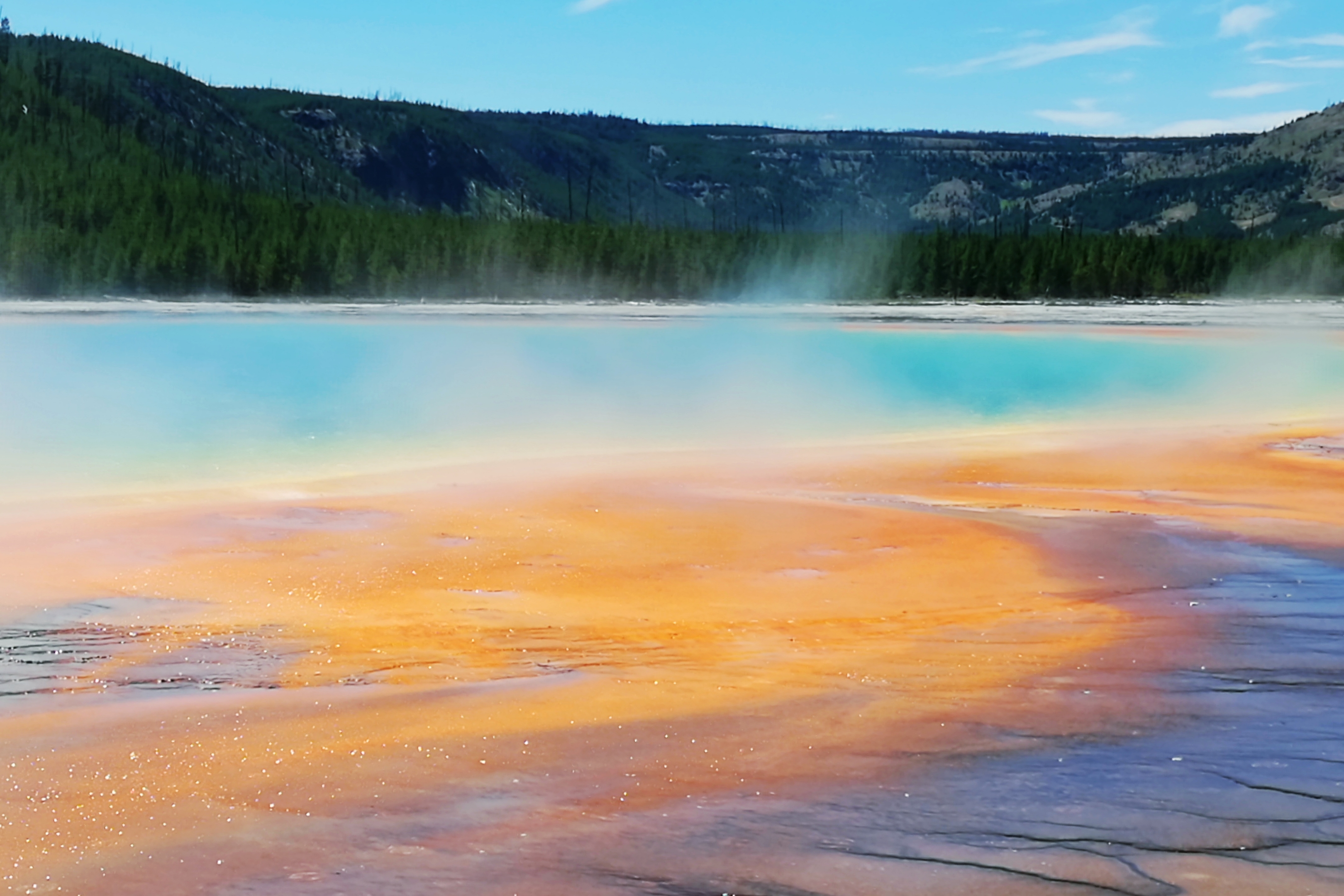 黄石国家公园(yellowstone national park):简称黄石公园,由美国国家