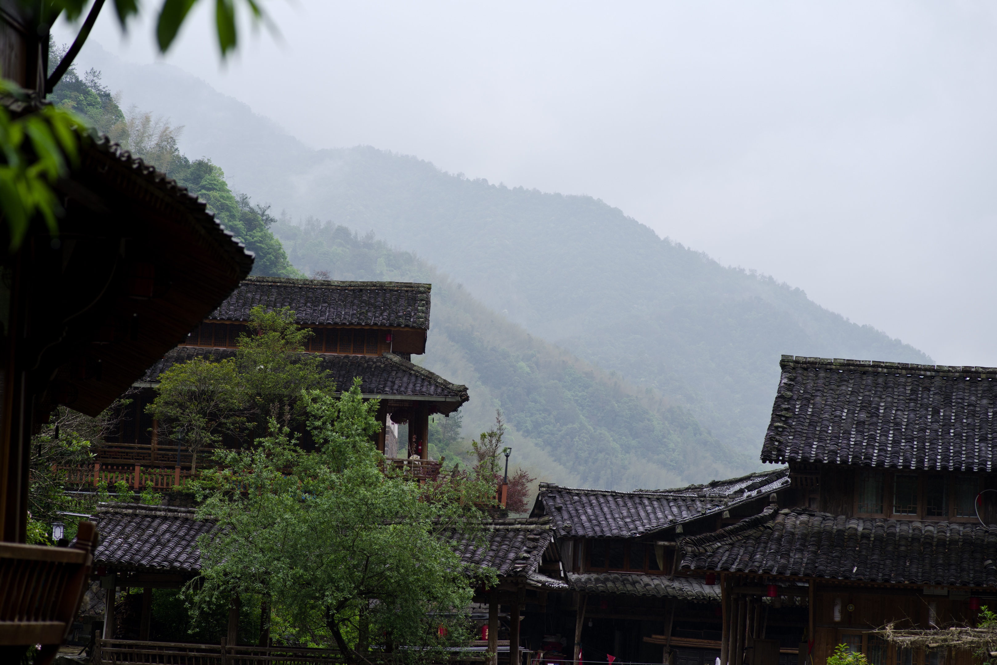 烟雨山村