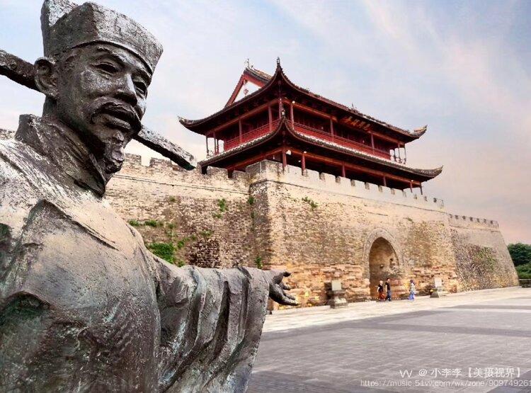 首发沧桑的衢州古城墙二