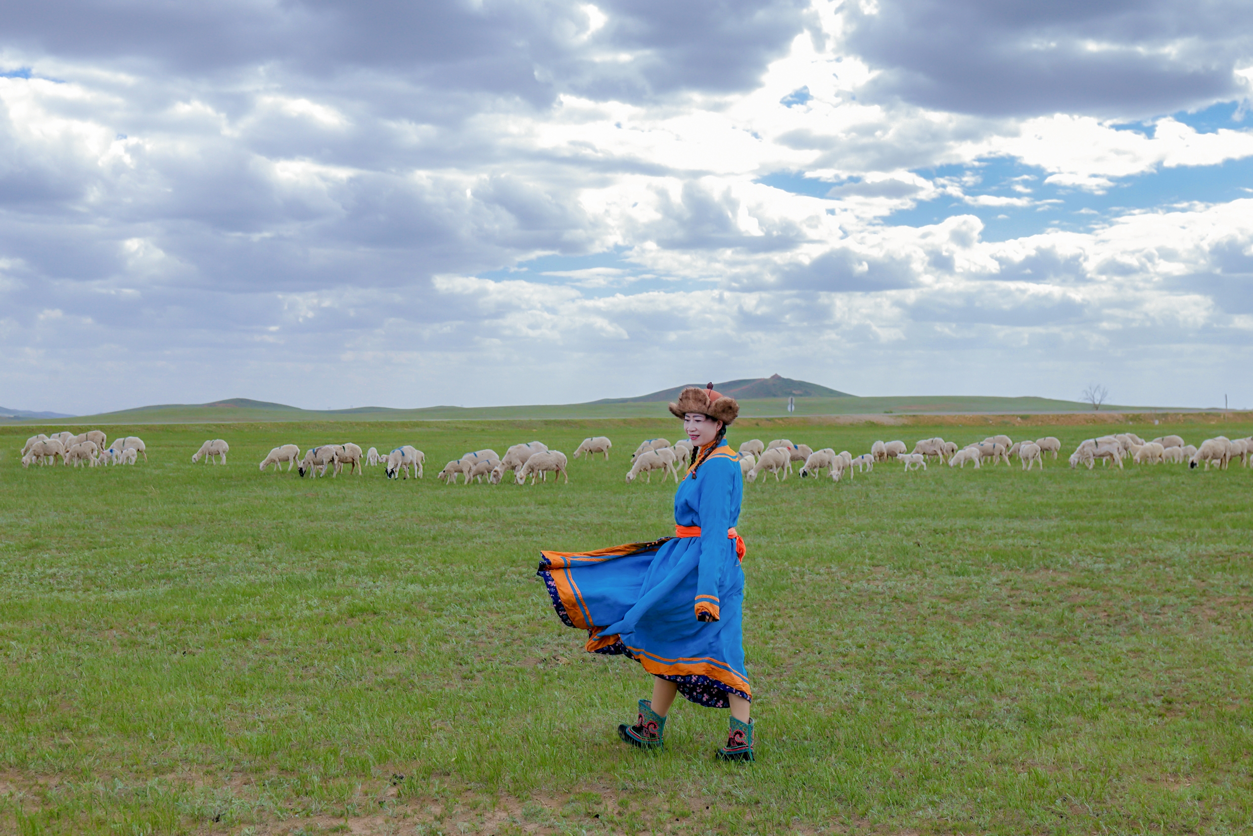 草原牧羊女唯美图片图片
