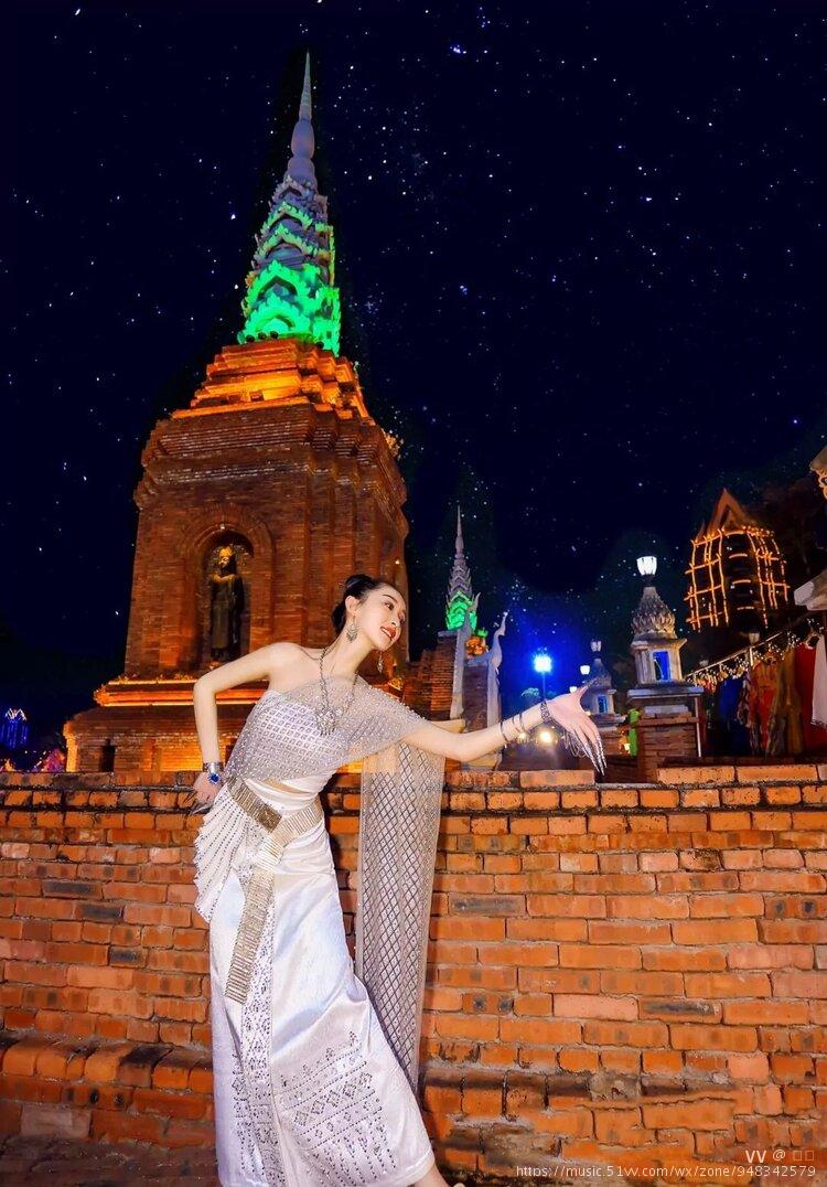 西双版纳美少女