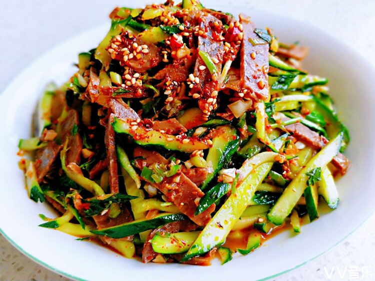 100道家常凉拌菜酸甜苦辣咸道道皆有情